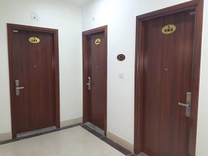 cua thep van go cho khach san tai kinh bac bac ninh