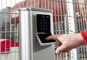 khoa van tay cua cong